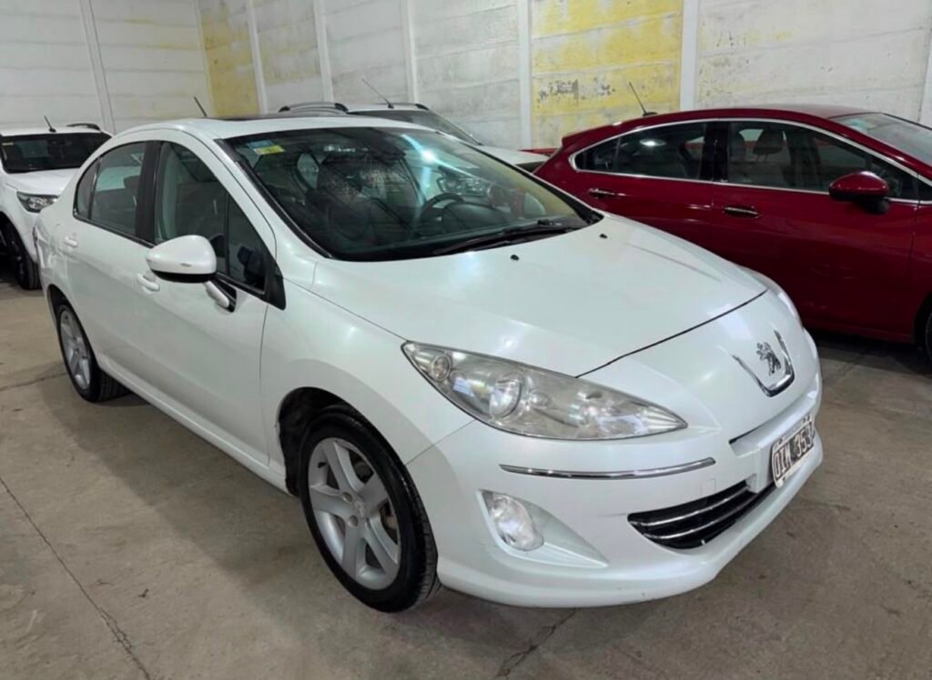 Peugeot 408 Allure 2.0 2014